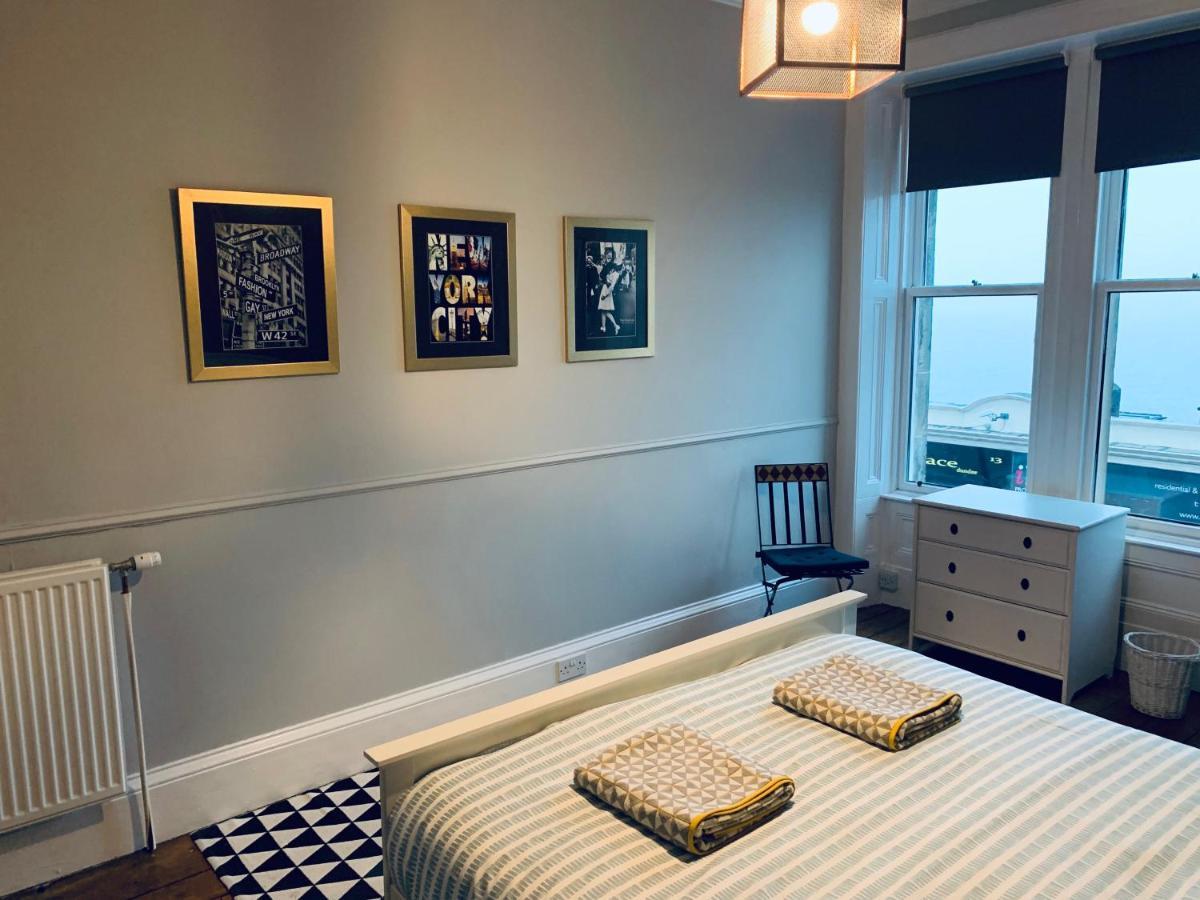 Bridge View Apt - Stunning River Tay Views Appartement Newport-On-Tay Buitenkant foto