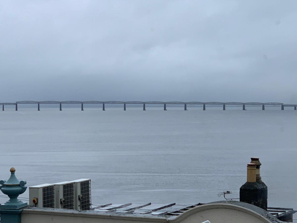 Bridge View Apt - Stunning River Tay Views Appartement Newport-On-Tay Buitenkant foto